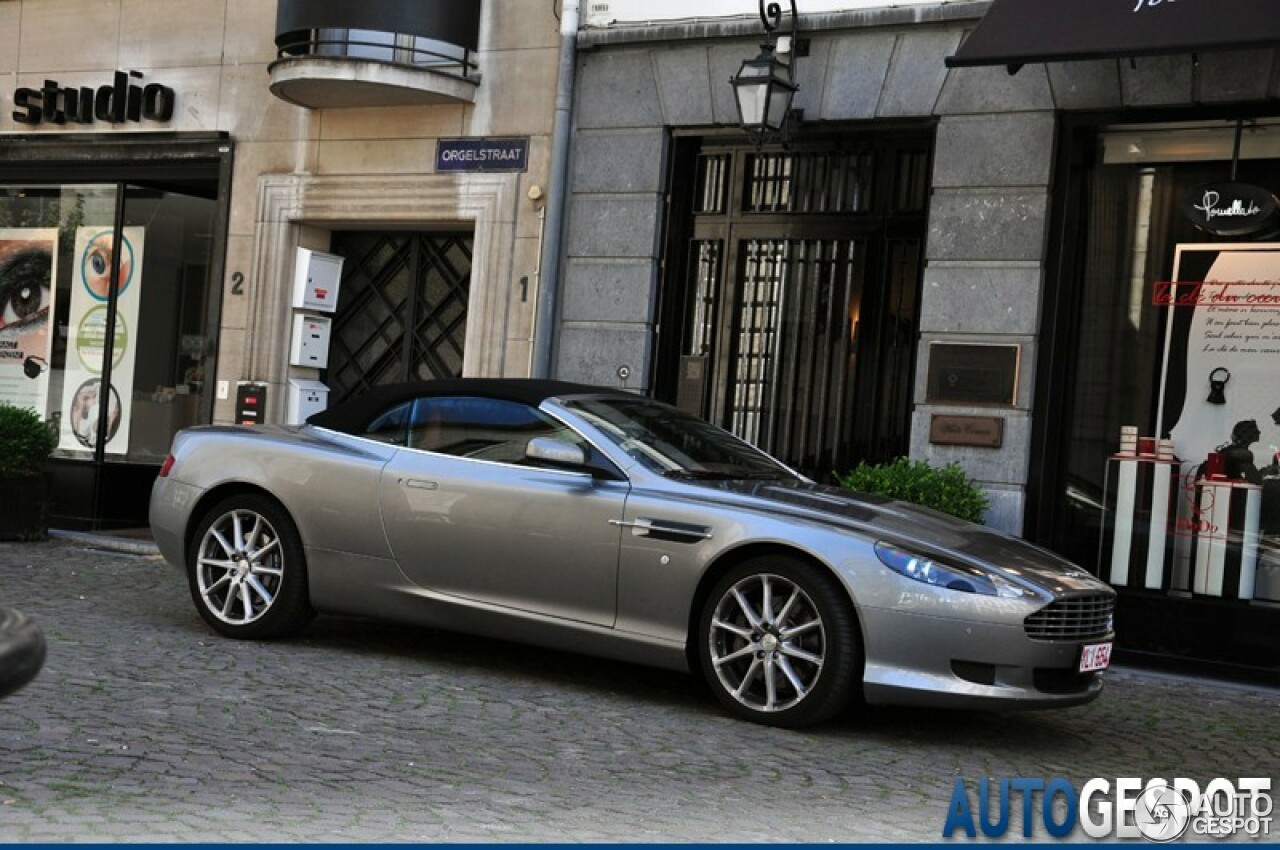 Aston Martin DB9 Volante