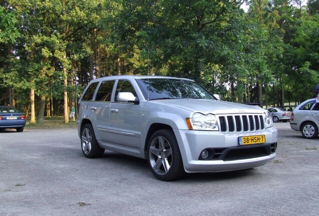 Jeep Grand Cherokee SRT-8 2005