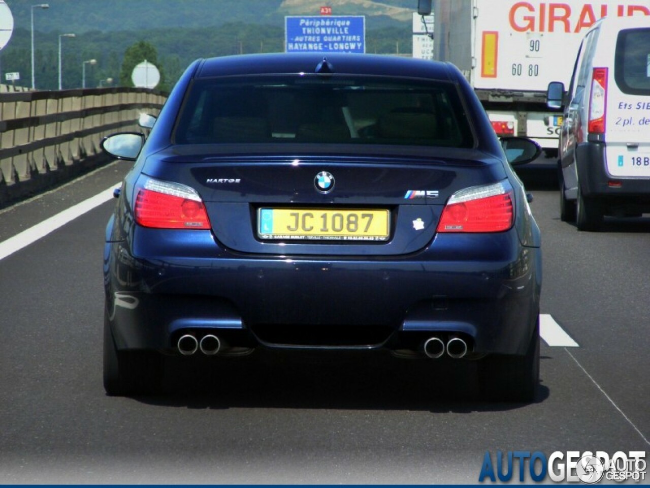 BMW M5 E60 2005