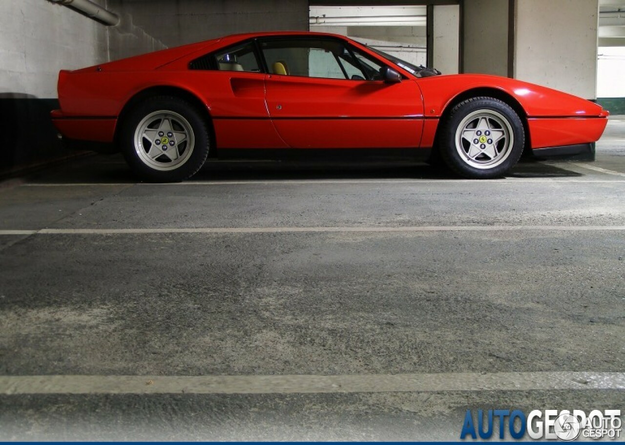 Ferrari 328 GTB