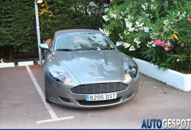 Aston Martin DB9 Volante