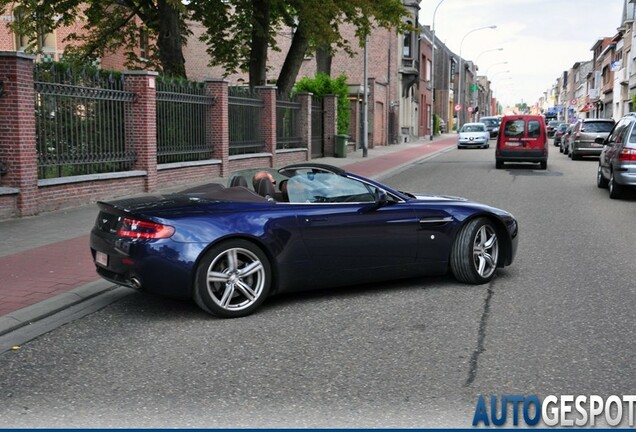 Aston Martin V8 Vantage Roadster