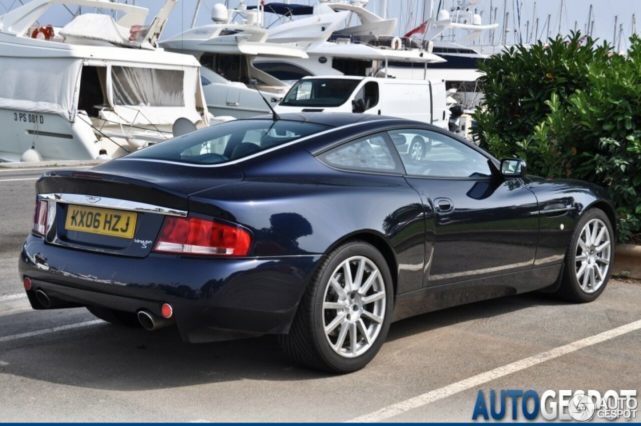 Aston Martin Vanquish S