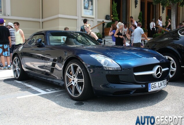 Mercedes-Benz SLS AMG