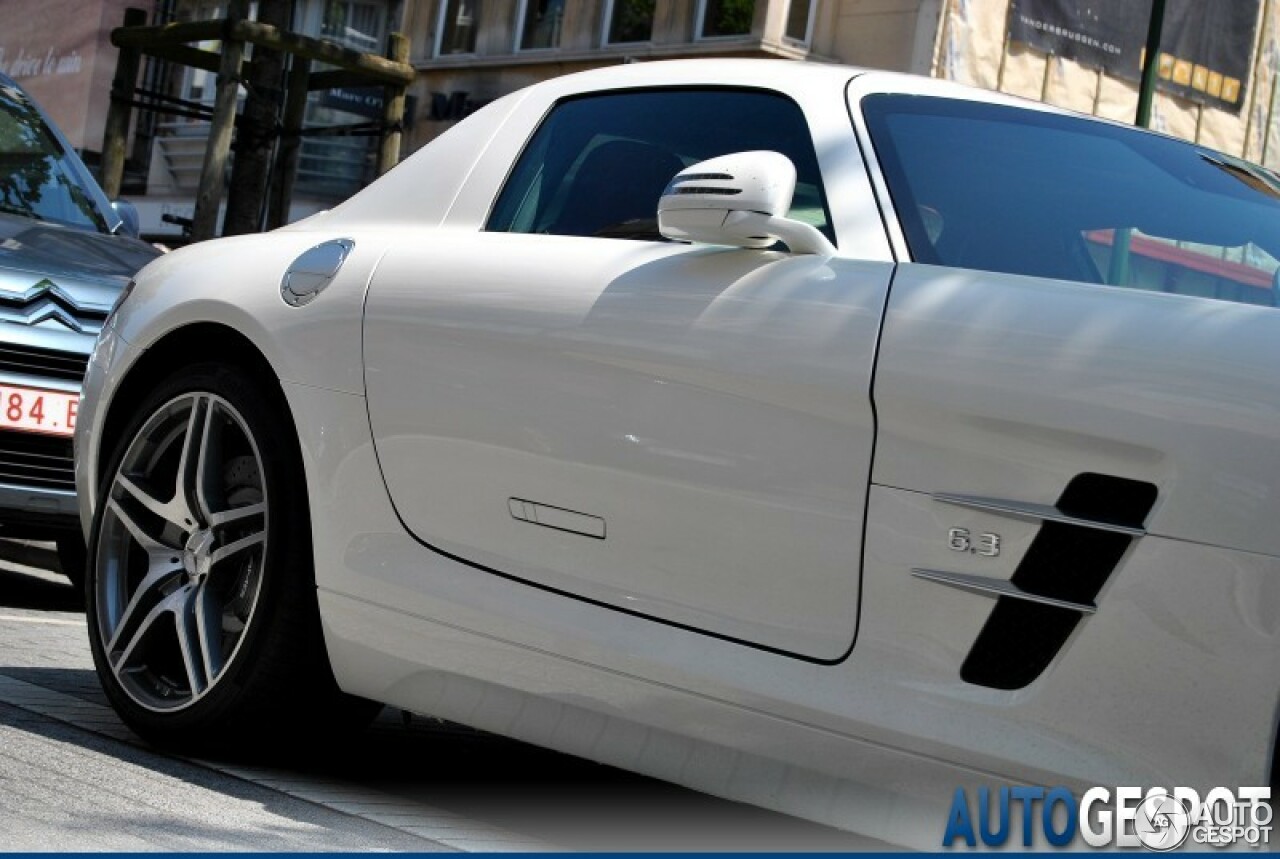 Mercedes-Benz SLS AMG