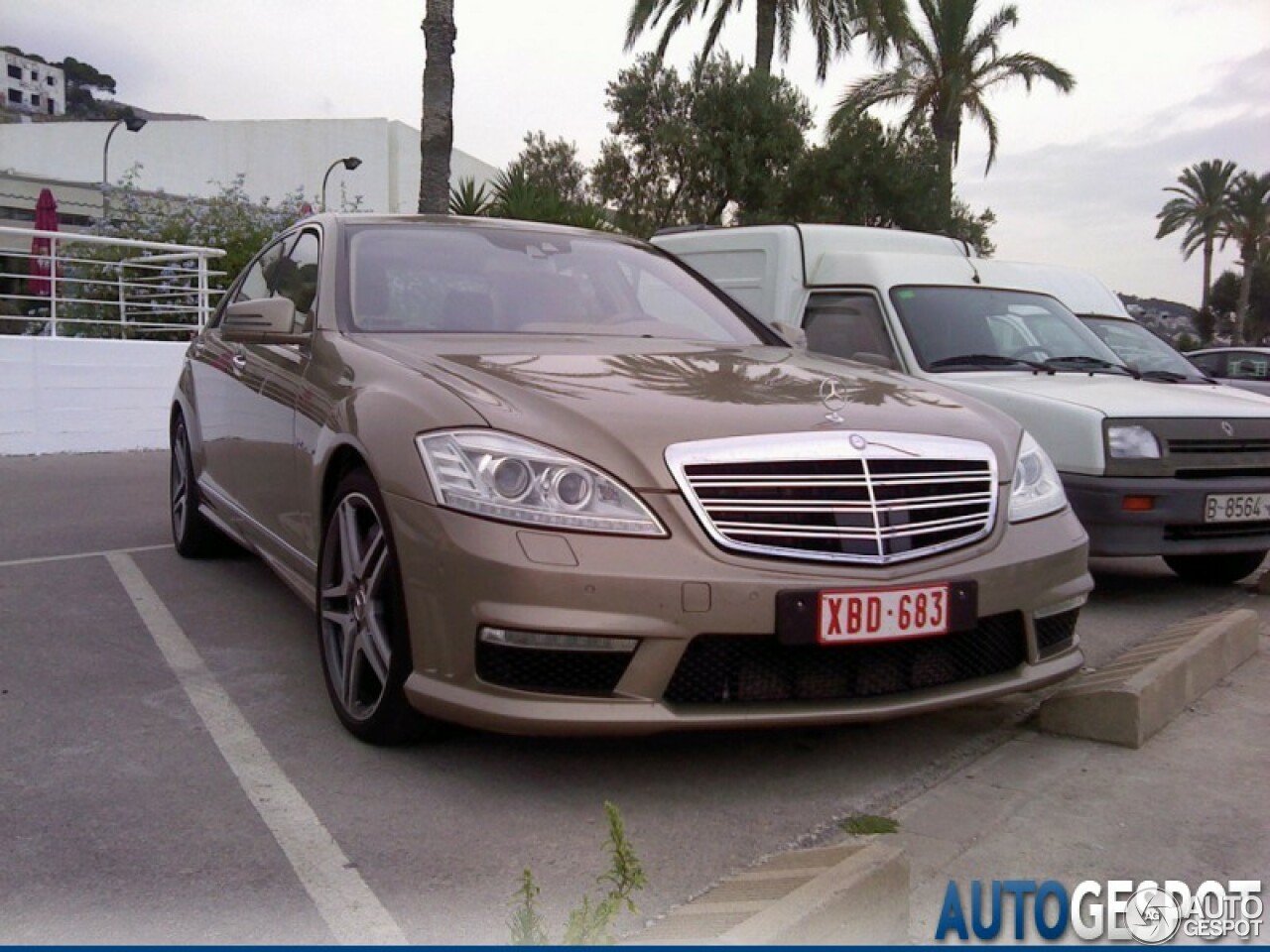 Mercedes-Benz S 65 AMG V221 2010