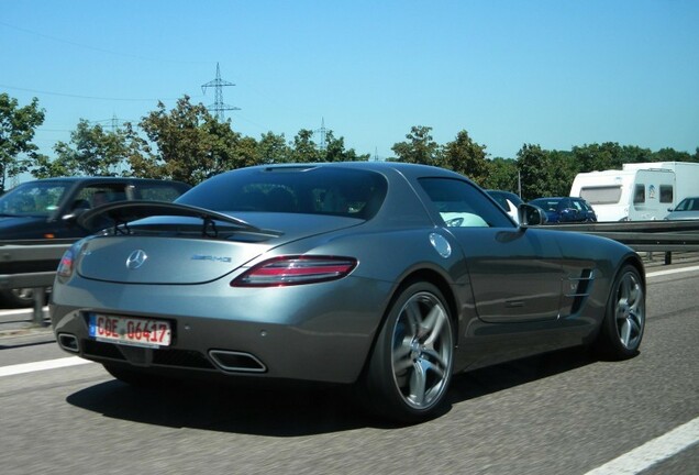 Mercedes-Benz SLS AMG