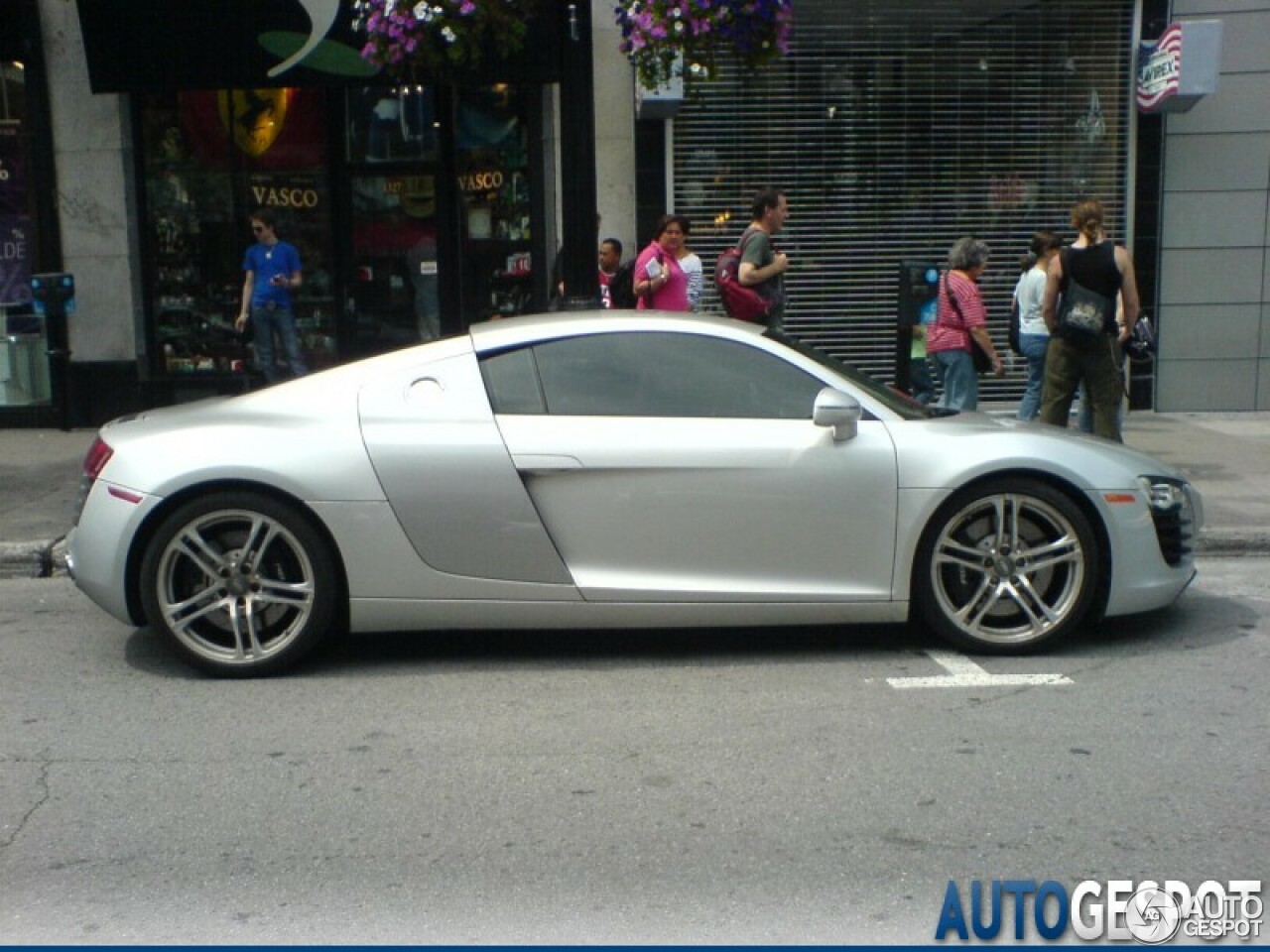 Audi R8