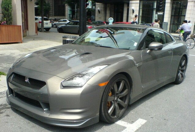 Nissan GT-R