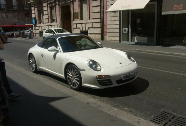 Porsche 997 Carrera 4S Cabriolet MkII