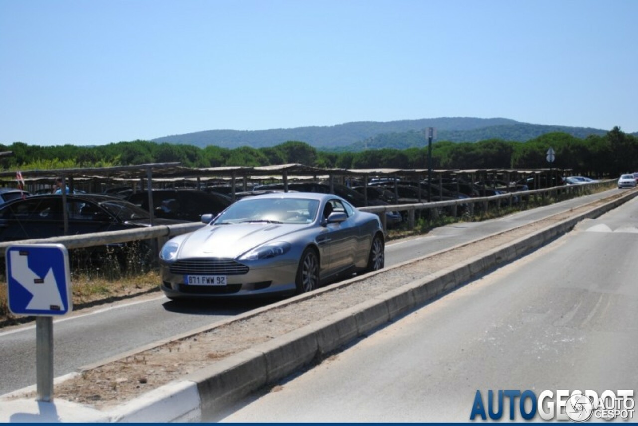 Aston Martin DB9