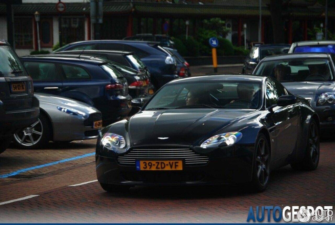 Aston Martin V8 Vantage