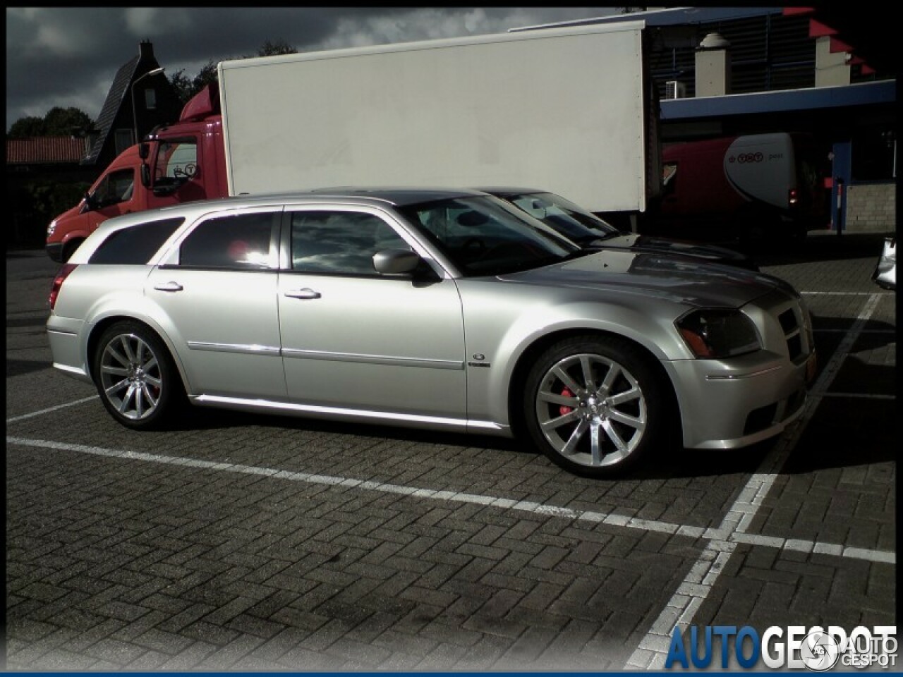 Dodge Magnum SRT-8