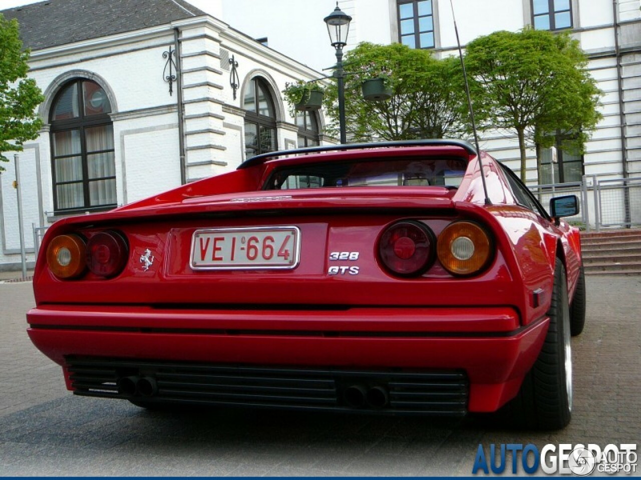 Ferrari 328 GTS