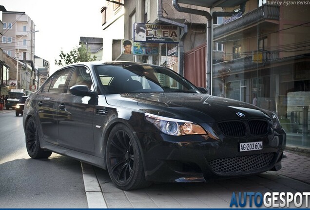 BMW M5 E60 2005