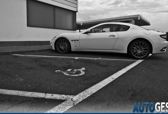 Maserati GranTurismo S Automatic