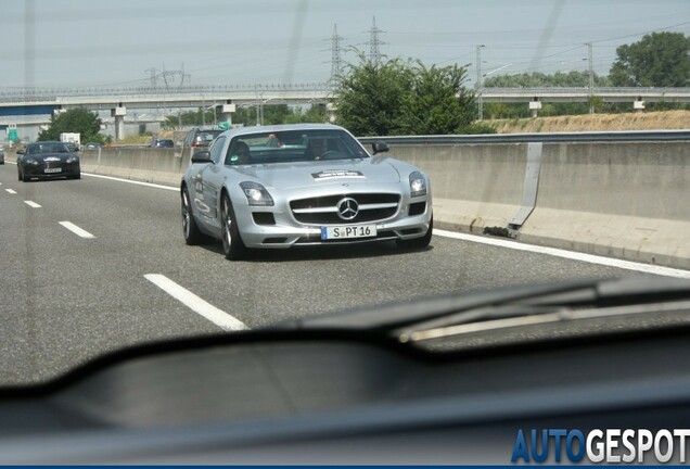 Mercedes-Benz SLS AMG