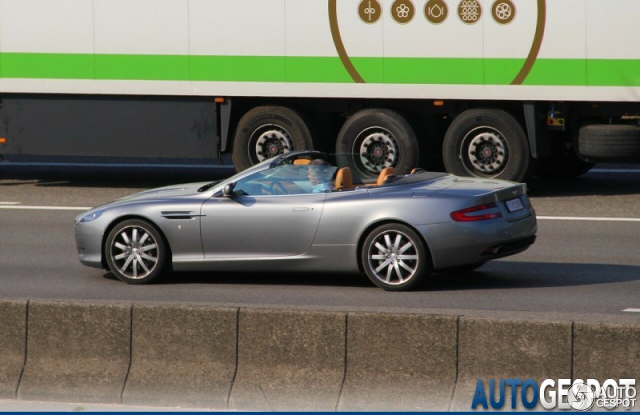 Aston Martin DB9 Volante