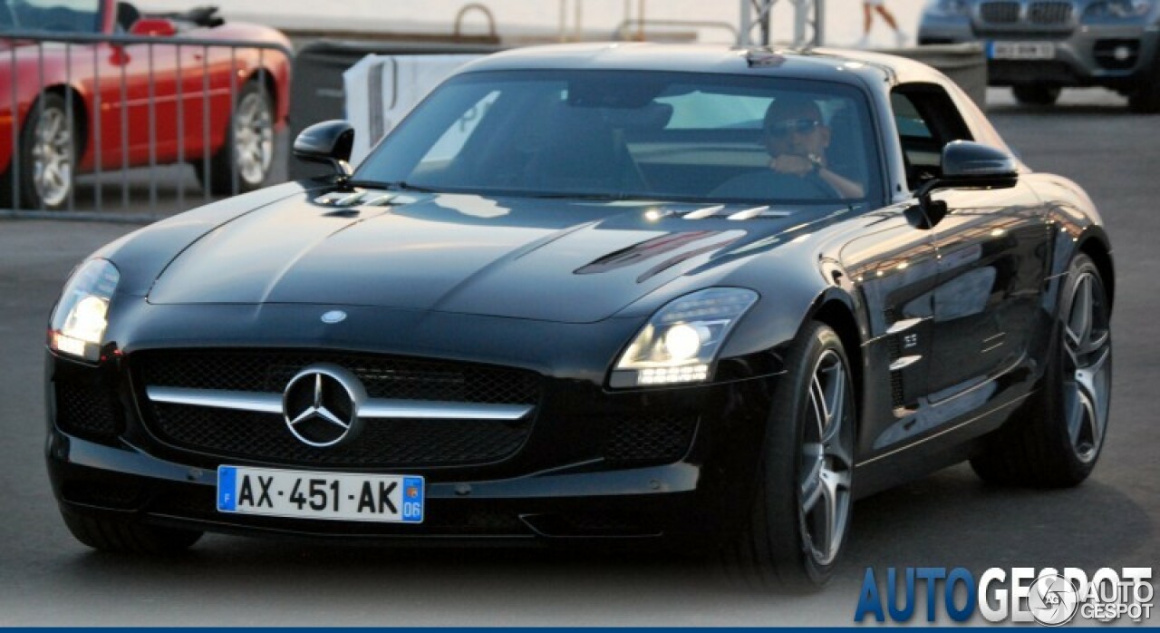 Mercedes-Benz SLS AMG