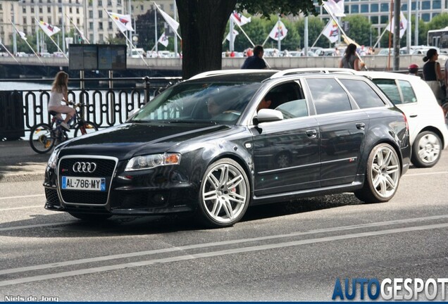 Audi RS4 Avant B7