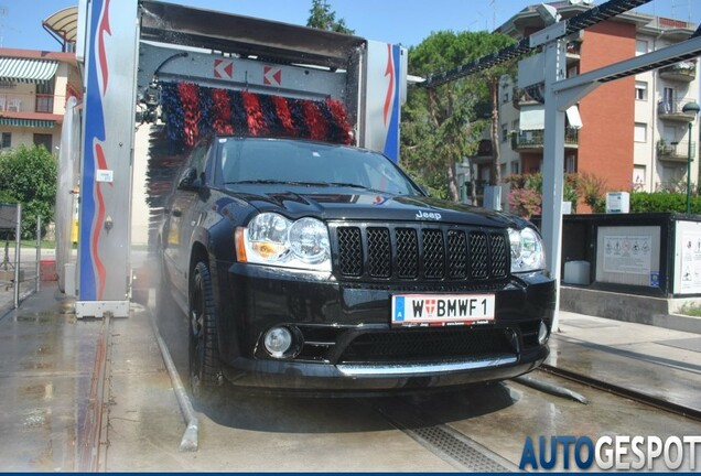 Jeep Grand Cherokee SRT-8 2005