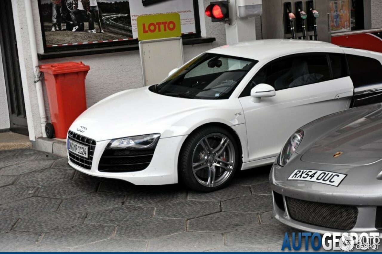 Audi R8 V10