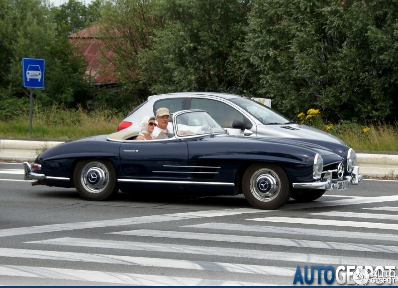 Mercedes-Benz 300SL Roadster