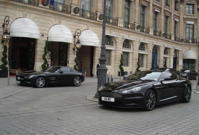 Aston Martin DBS