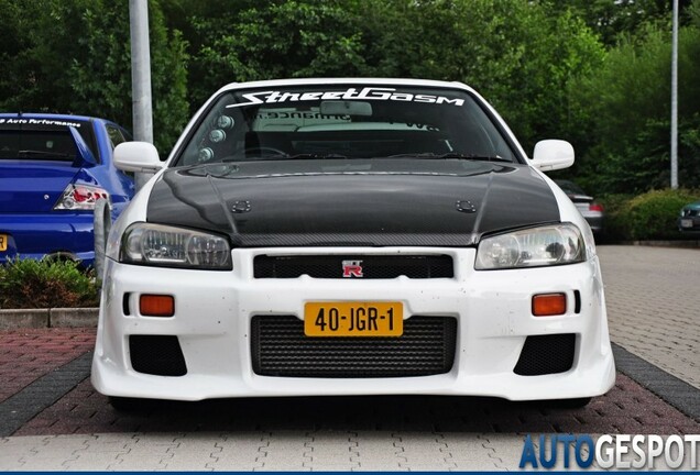 Nissan Skyline R34