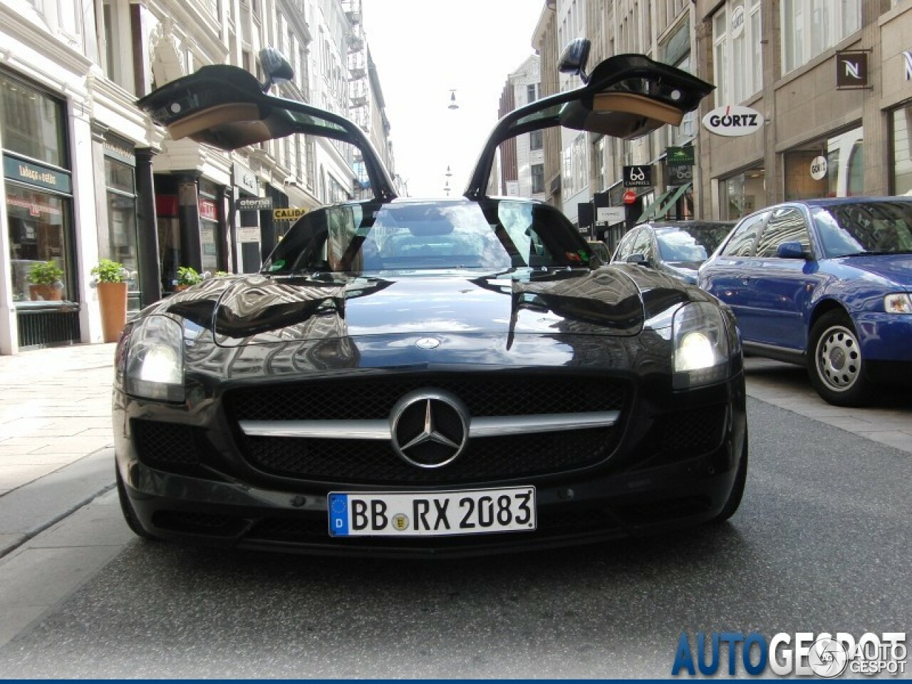 Mercedes-Benz SLS AMG