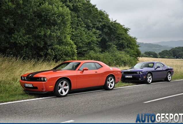 Dodge Challenger SRT-8