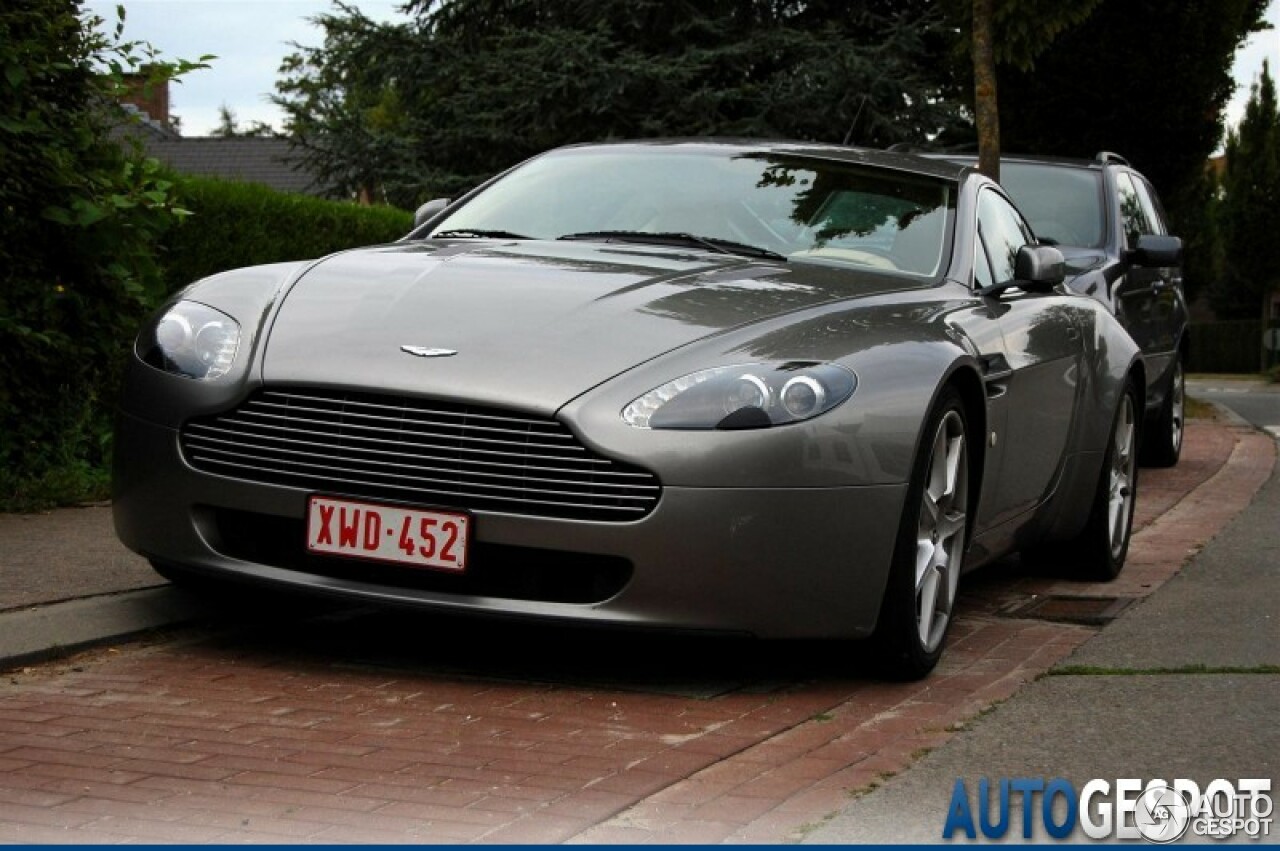 Aston Martin V8 Vantage