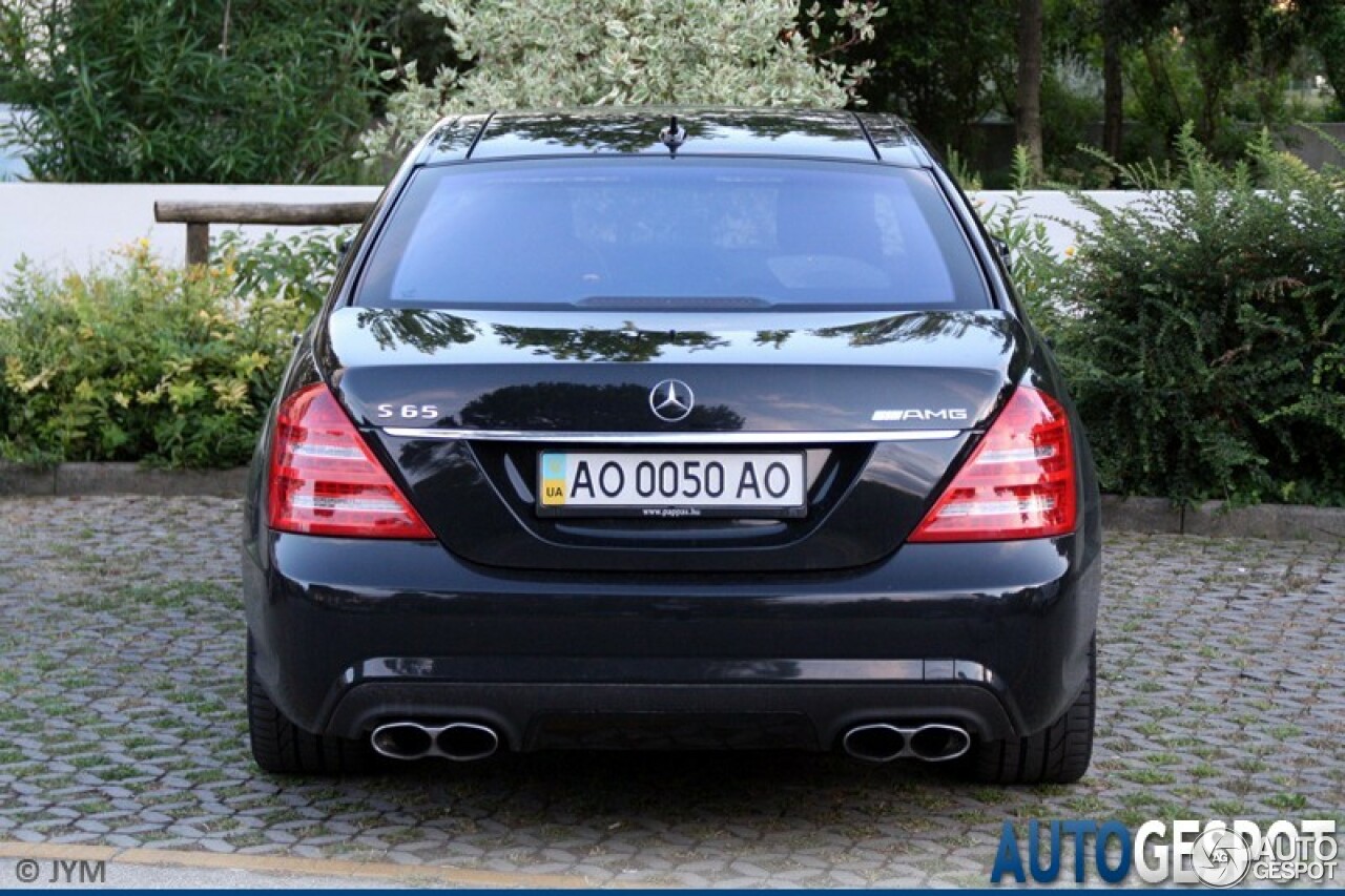 Mercedes-Benz S 65 AMG V221 2010