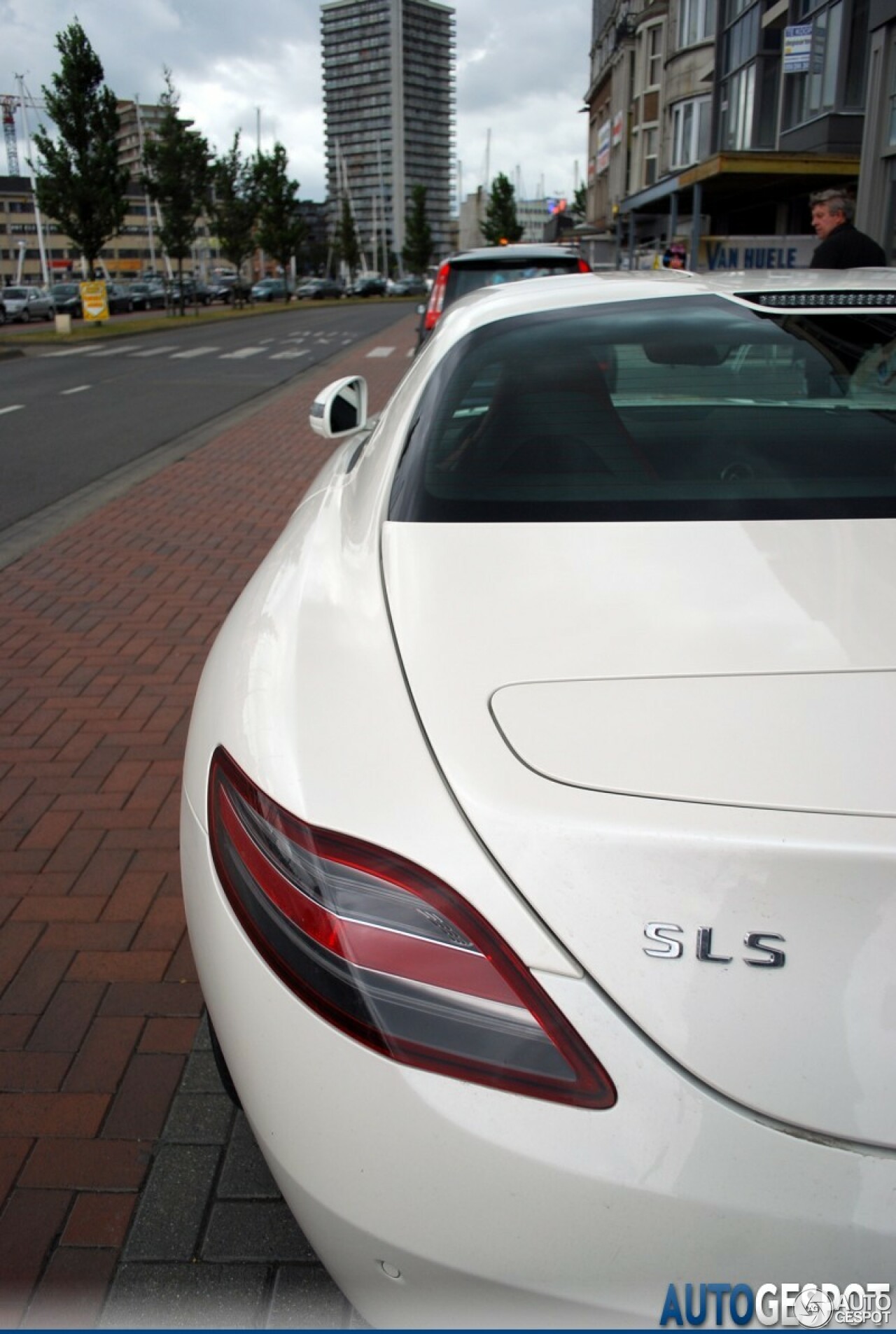 Mercedes-Benz SLS AMG