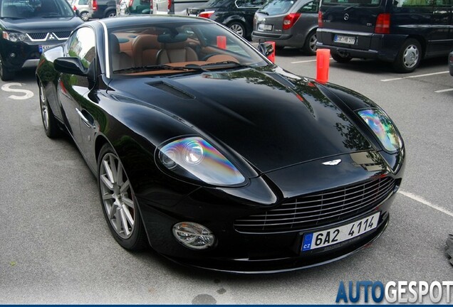 Aston Martin Vanquish S