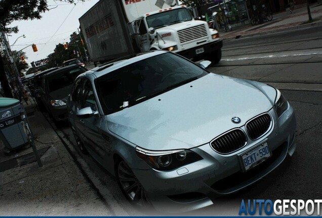 BMW M5 E60 2005