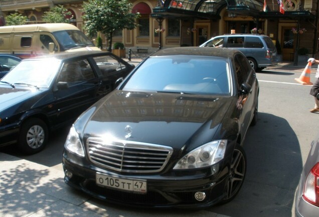 Mercedes-Benz S 63 AMG W221