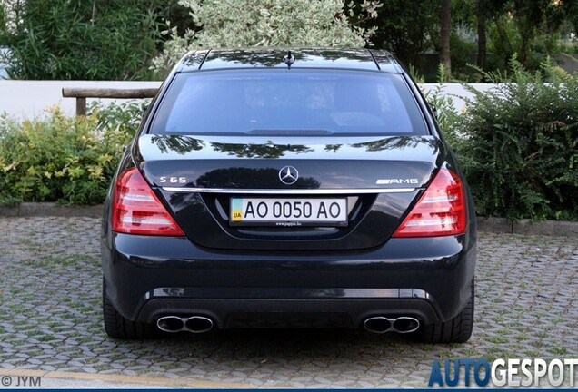 Mercedes-Benz S 65 AMG V221 2010