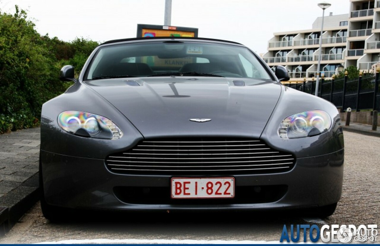 Aston Martin V8 Vantage Roadster