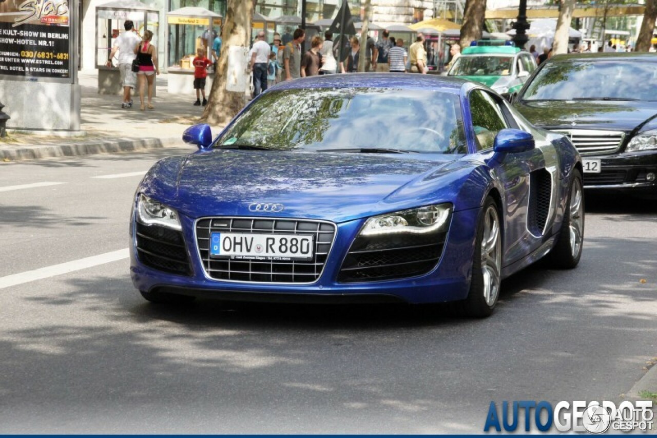 Audi R8 V10