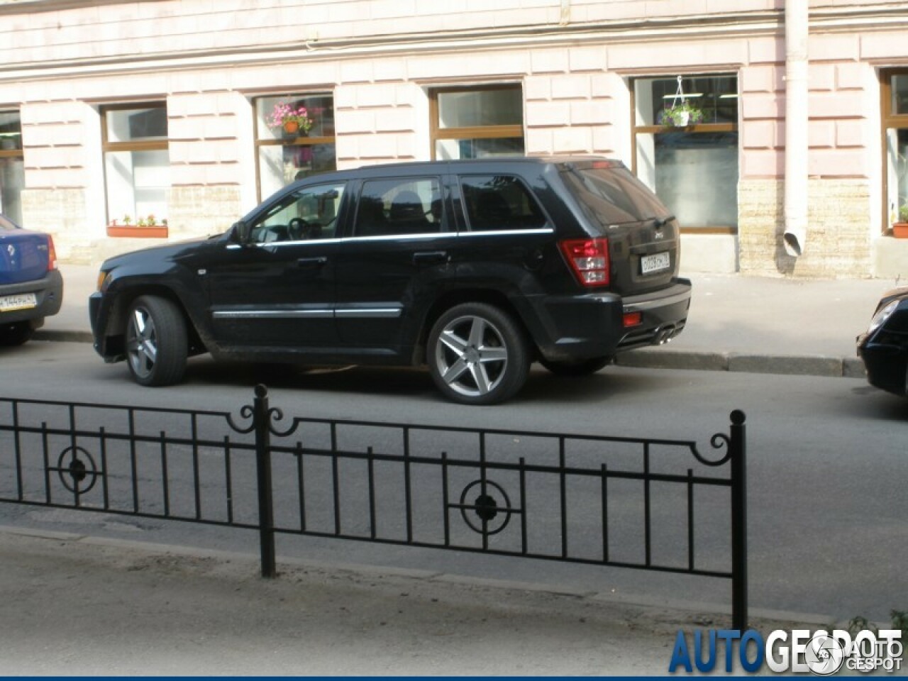 Jeep Grand Cherokee SRT-8 2005