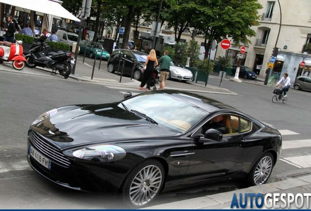 Aston Martin DB9