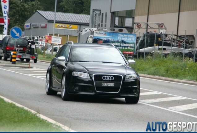 Audi RS4 Avant B7