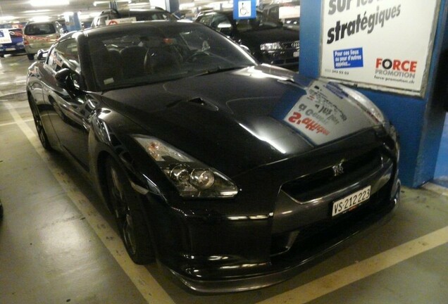 Nissan GT-R