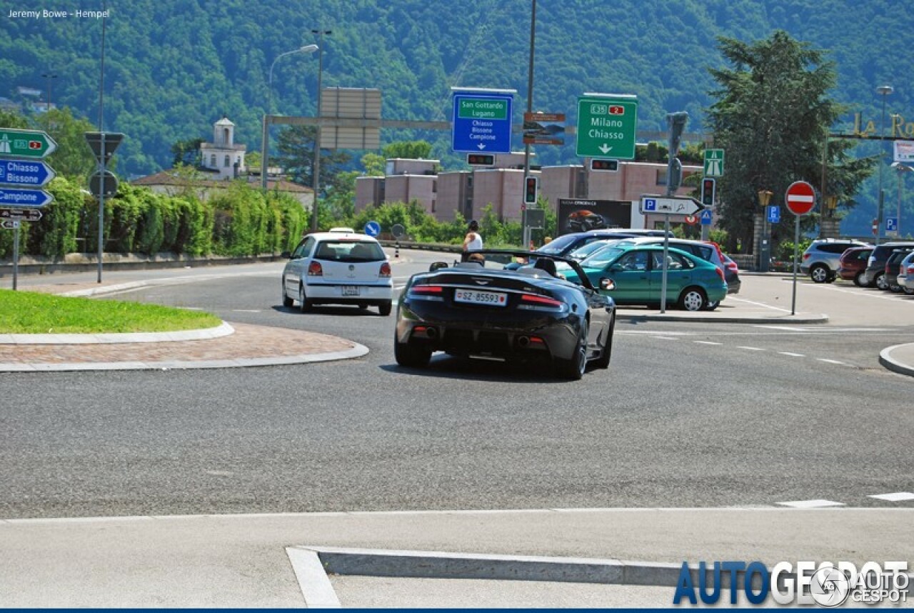 Aston Martin DBS Volante