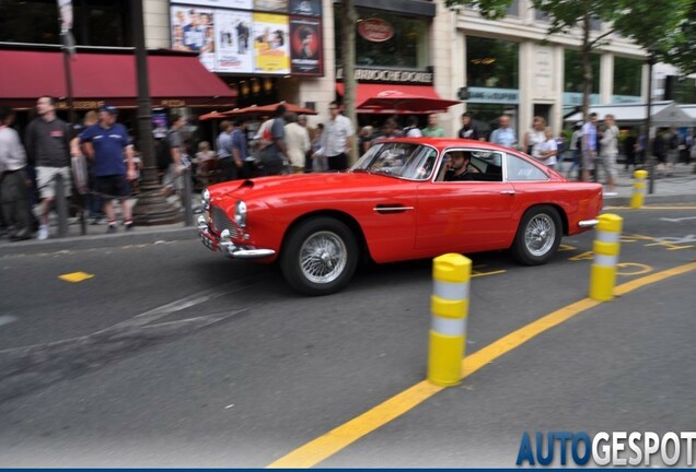 Aston Martin DB4