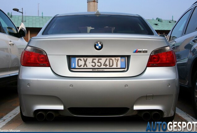 BMW M5 E60 2005