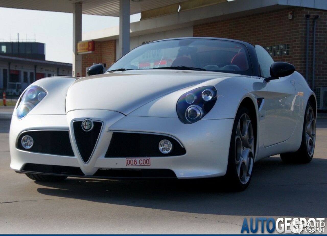 Alfa Romeo 8C Spider