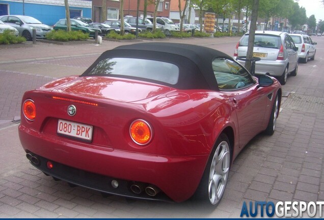 Alfa Romeo 8C Spider