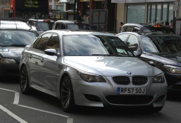 BMW M5 E60 2005